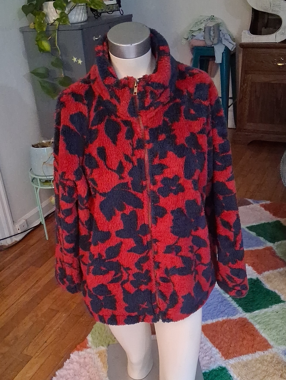 dip Floral-Pattern Teddy Jacket in Red and Navy